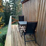 Tree House Alpinka Krvavec بيت للعطل