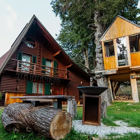 Tree House Alpinka Krvavec * Cerklje na Gorenjskem