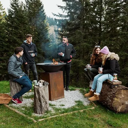 Tree House Alpinka Krvavec Prázdninový dům *