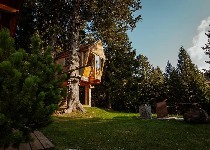 Tree House Alpinka Krvavec Feriehus